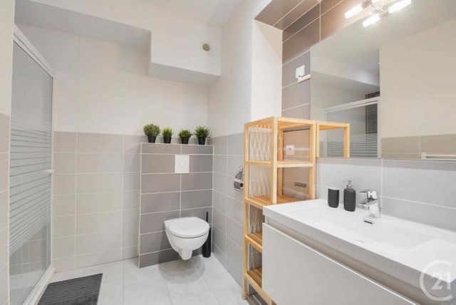 Appartement F3 &agrave; louer - 3 pi&egrave;ces - 71,22 m2 - Epinal - 88 - LORRAINE