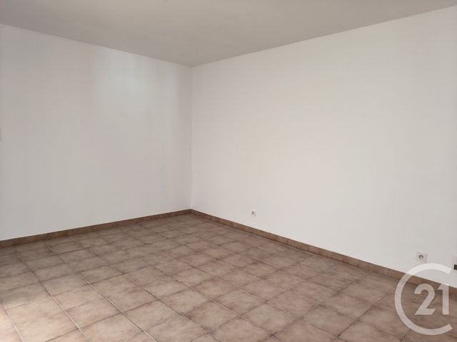 Appartement F3 &agrave; louer - 4 pi&egrave;ces - 80 m2 - Chatenois - 88 - LORRAINE