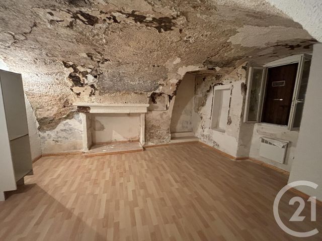 Appartement T3 à vendre - 3 pièces - 92,59 m2 - St Etienne Les Orgues - 04 - PROVENCE-ALPES-COTE-D-AZUR