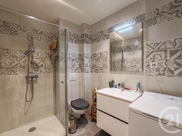 Maison à vendre - 9 pièces - 195,94 m2 - Lurs - 04 - PROVENCE-ALPES-COTE-D-AZUR