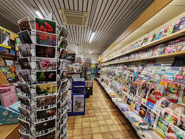 Appartement Local à vendre - 1 pièce - 44,91 m2 - Forcalquier - 04 - PROVENCE-ALPES-COTE-D-AZUR