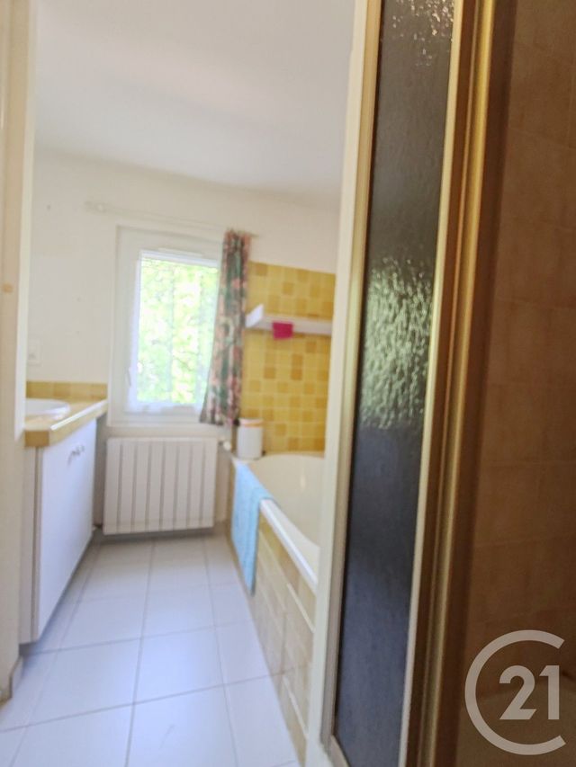 Maison &agrave; vendre - 8 pi&egrave;ces - 244,24 m2 - St Michel L Observatoire - 04 - PROVENCE-ALPES-COTE-D-AZUR