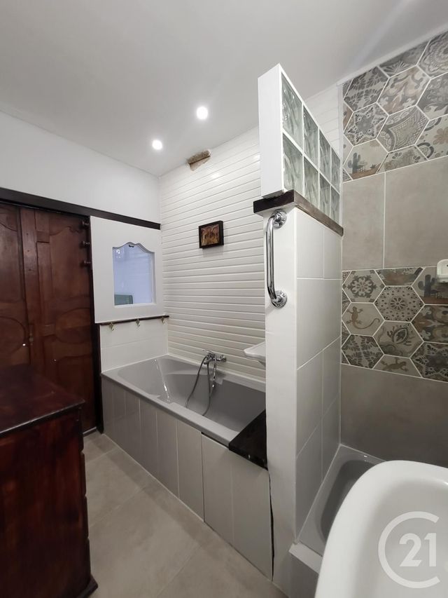 Maison à vendre - 4 pièces - 67 m2 - Forcalquier - 04 - PROVENCE-ALPES-COTE-D-AZUR