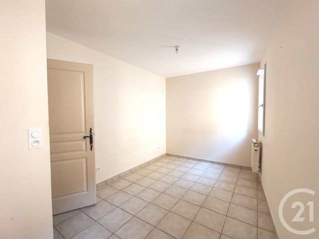 Maison à vendre - 3 pièces - 83,41 m2 - St Michel L Observatoire - 04 - PROVENCE-ALPES-COTE-D-AZUR