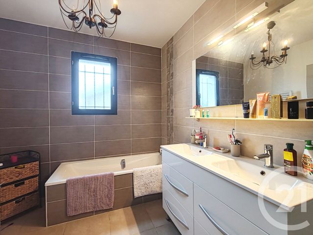 Maison à vendre - 4 pièces - 117,27 m2 - Villeneuve - 04 - PROVENCE-ALPES-COTE-D-AZUR