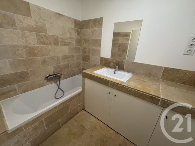 Appartement T5 à vendre - 6 pièces - 134 m2 - Forcalquier - 04 - PROVENCE-ALPES-COTE-D-AZUR