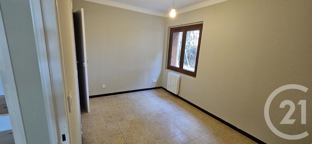 Appartement T3 à louer - 3 pièces - 62,89 m2 - Forcalquier - 04 - PROVENCE-ALPES-COTE-D-AZUR