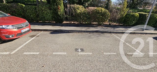 Appartement T2 &agrave; louer - 2 pi&egrave;ces - 41,70 m2 - Forcalquier - 04 - PROVENCE-ALPES-COTE-D-AZUR