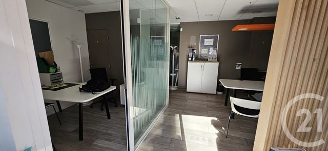 Appartement Local &agrave; louer - 1 pi&egrave;ce - 35 m2 - Forcalquier - 04 - PROVENCE-ALPES-COTE-D-AZUR