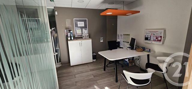 Appartement Local &agrave; louer - 1 pi&egrave;ce - 35 m2 - Forcalquier - 04 - PROVENCE-ALPES-COTE-D-AZUR