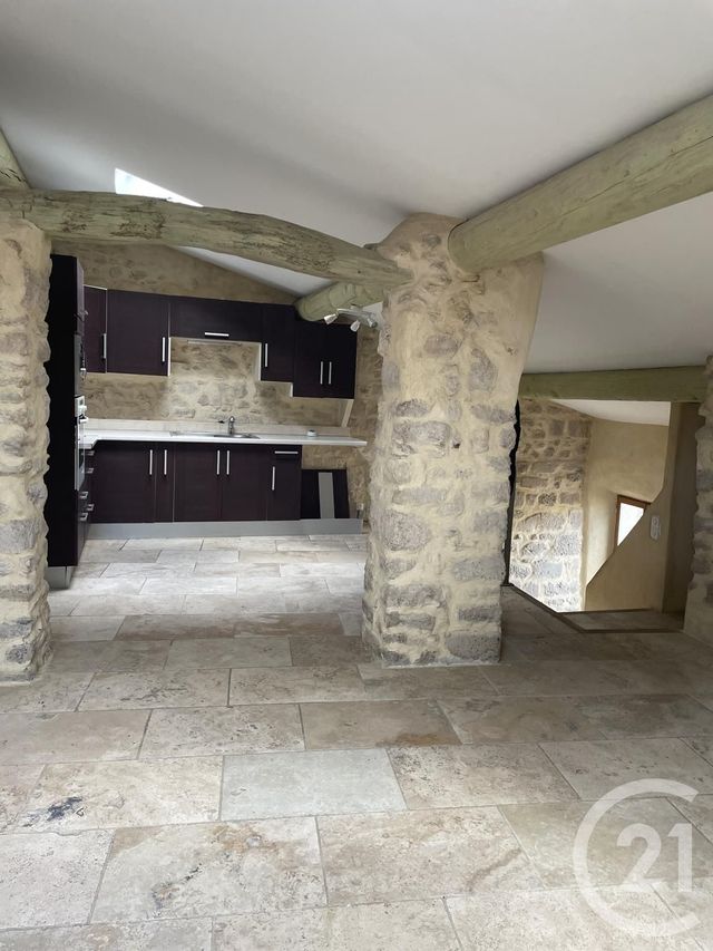 Appartement Loft &agrave; louer - 2 pi&egrave;ces - 37,34 m2 - Reillanne - 04 - PROVENCE-ALPES-COTE-D-AZUR