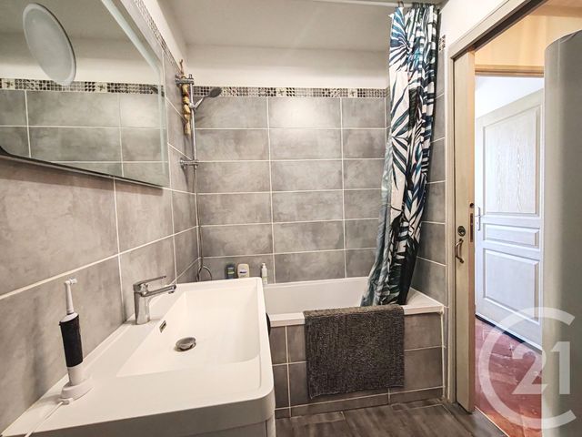 Maison &agrave; vendre - 4 pi&egrave;ces - 78,31 m2 - Volx - 04 - PROVENCE-ALPES-COTE-D-AZUR