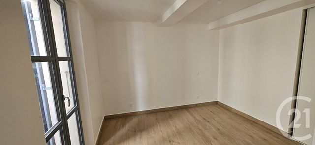 Appartement T2 &agrave; louer - 2 pi&egrave;ces - 39,52 m2 - Forcalquier - 04 - PROVENCE-ALPES-COTE-D-AZUR