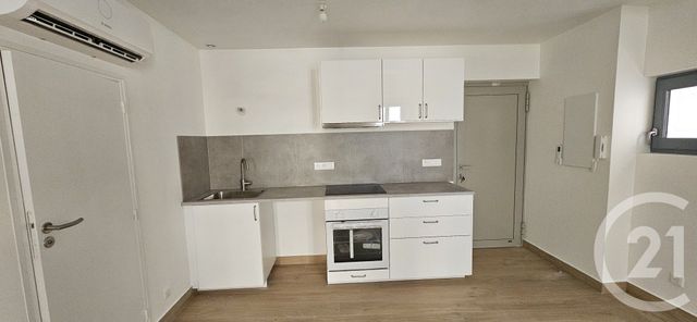 Appartement T2 &agrave; louer - 2 pi&egrave;ces - 39,52 m2 - Forcalquier - 04 - PROVENCE-ALPES-COTE-D-AZUR