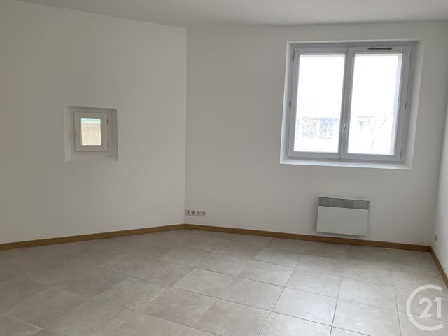 Appartement T2 &agrave; louer - 2 pi&egrave;ces - 46,45 m2 - Forcalquier - 04 - PROVENCE-ALPES-COTE-D-AZUR