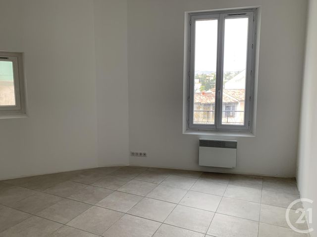 Appartement T2 &agrave; louer - 2 pi&egrave;ces - 46,45 m2 - Forcalquier - 04 - PROVENCE-ALPES-COTE-D-AZUR