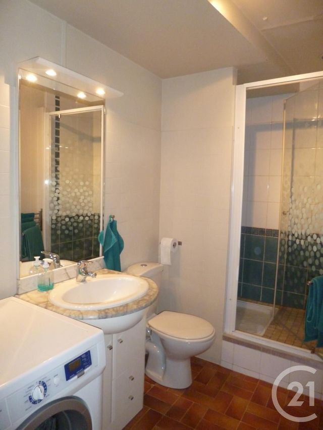 Appartement F2 &agrave; louer - 2 pi&egrave;ces - 36,55 m2 - Forcalquier - 04 - PROVENCE-ALPES-COTE-D-AZUR