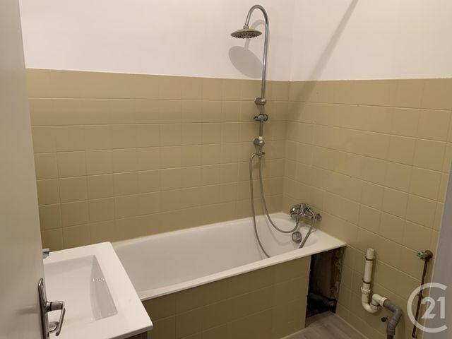 Appartement T2 &agrave; vendre - 2 pi&egrave;ces - 35,43 m2 - Forcalquier - 04 - PROVENCE-ALPES-COTE-D-AZUR