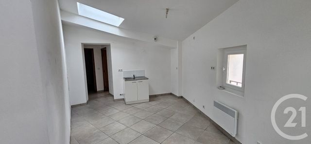 Appartement T2 &agrave; louer - 2 pi&egrave;ces - 49 m2 - Forcalquier - 04 - PROVENCE-ALPES-COTE-D-AZUR