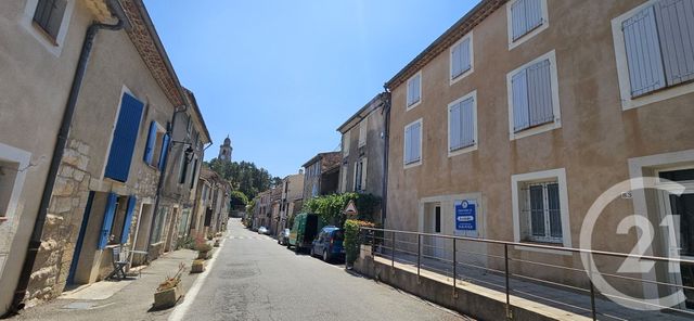 Appartement T2 &agrave; louer - 2 pi&egrave;ces - 49,50 m2 - Reillanne - 04 - PROVENCE-ALPES-COTE-D-AZUR