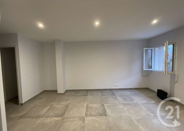 Appartement T2 &agrave; louer - 2 pi&egrave;ces - 49,50 m2 - Reillanne - 04 - PROVENCE-ALPES-COTE-D-AZUR