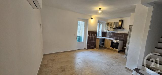 Maison &agrave; louer - 2 pi&egrave;ces - 46,70 m2 - Oraison - 04 - PROVENCE-ALPES-COTE-D-AZUR