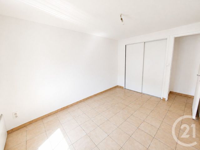 Appartement T2 &agrave; vendre - 2 pi&egrave;ces - 47,87 m2 - Forcalquier - 04 - PROVENCE-ALPES-COTE-D-AZUR