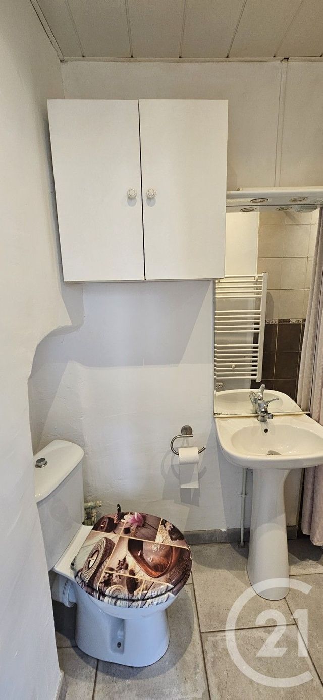 Appartement T2 &agrave; louer - 2 pi&egrave;ces - 43,19 m2 - St Michel L Observatoire - 04 - PROVENCE-ALPES-COTE-D-AZUR