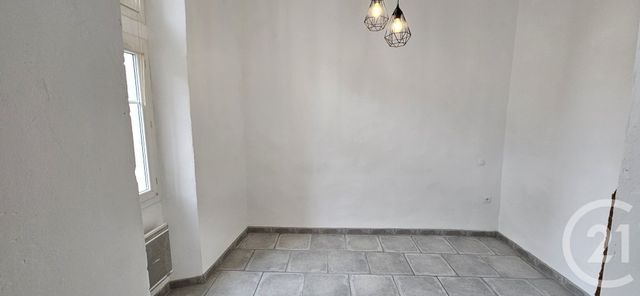 Appartement T2 &agrave; louer - 2 pi&egrave;ces - 43,19 m2 - St Michel L Observatoire - 04 - PROVENCE-ALPES-COTE-D-AZUR
