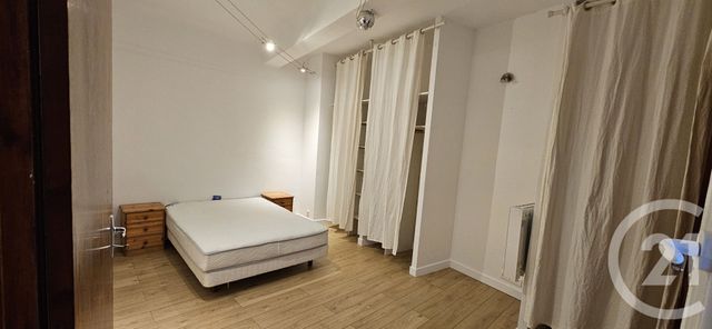 Appartement T2 &agrave; louer - 2 pi&egrave;ces - 49 m2 - Forcalquier - 04 - PROVENCE-ALPES-COTE-D-AZUR