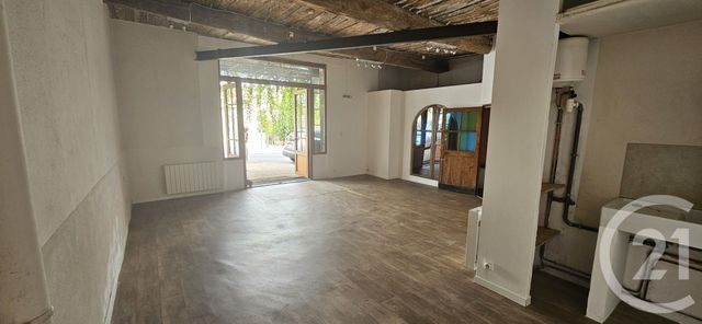 Appartement Local &agrave; louer - 1 pi&egrave;ce - 36,10 m2 - Forcalquier - 04 - PROVENCE-ALPES-COTE-D-AZUR