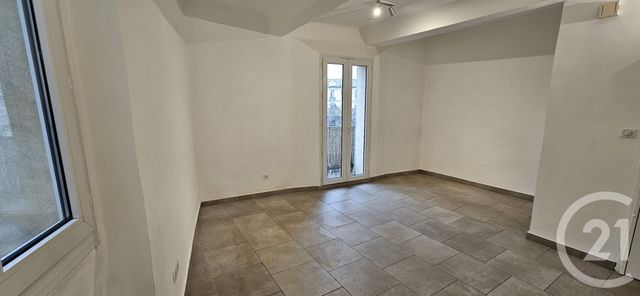 Appartement T3 &agrave; louer - 3 pi&egrave;ces - 52,70 m2 - Forcalquier - 04 - PROVENCE-ALPES-COTE-D-AZUR
