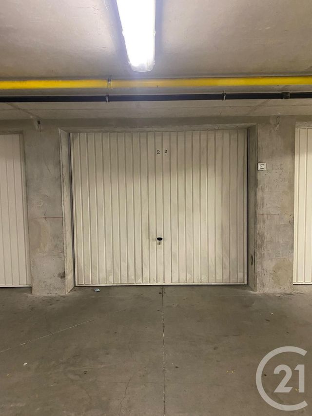 parking - CRANVES SALES - 74