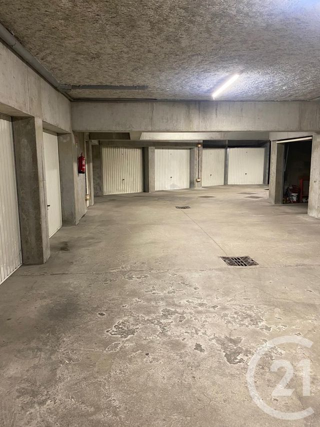 Parking &agrave; vendre - 16,60 m2 - Gaillard - 74 - RHONE-ALPES