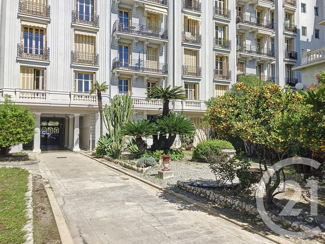 Chambre à vendre - 1 pièce - 7,10 m2 - Nice - 06 - PROVENCE-ALPES-COTE-D-AZUR