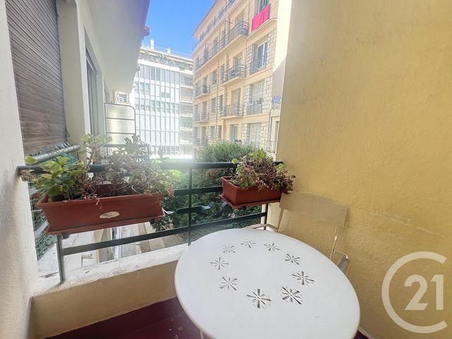 Appartement F3 à vendre - 3 pièces - 54,78 m2 - Nice - 06 - PROVENCE-ALPES-COTE-D-AZUR