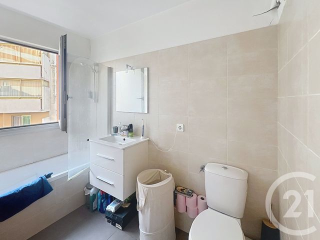 Appartement F1 à vendre - 1 pièce - 29,10 m2 - Antibes - 06 - PROVENCE-ALPES-COTE-D-AZUR