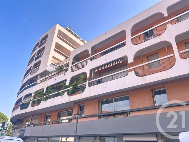 Appartement F1 à vendre - 1 pièce - 29,10 m2 - Antibes - 06 - PROVENCE-ALPES-COTE-D-AZUR