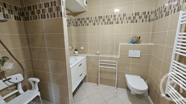 Appartement T2 &agrave; vendre - 2 pi&egrave;ces - 41,07 m2 - Trevoux - 01 - RHONE-ALPES