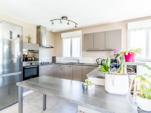 Maison &agrave; vendre - 4 pi&egrave;ces - 89,92 m2 - St Didier De Formans - 01 - RHONE-ALPES