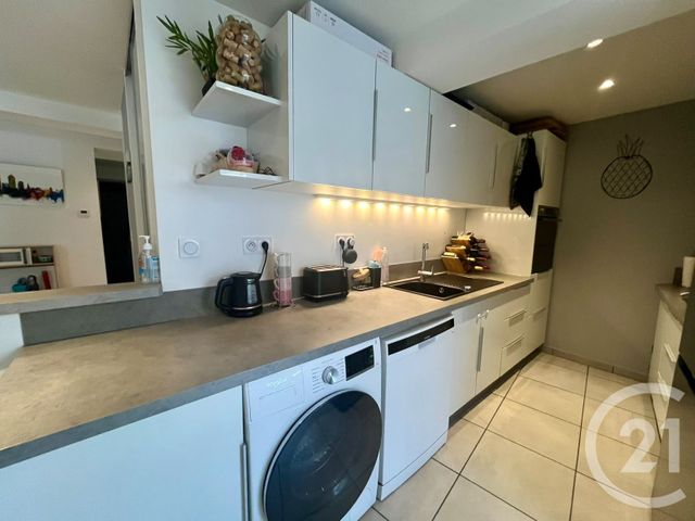 Appartement T3 &agrave; vendre - 3 pi&egrave;ces - 58,84 m2 - Villeneuve - 01 - RHONE-ALPES