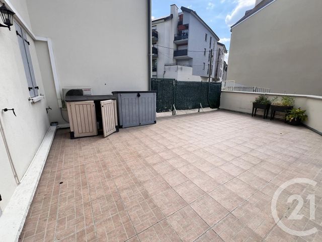 Appartement F3 à vendre - 3 pièces - 74,13 m2 - Dammartin En Goele - 77 - ILE-DE-FRANCE