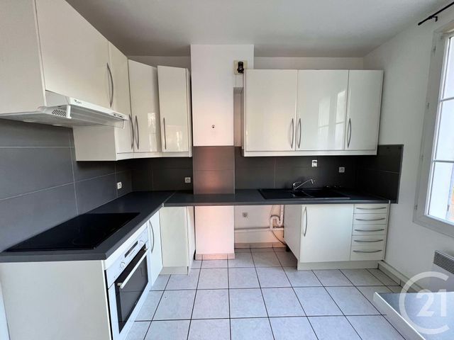 Appartement F3 à vendre - 3 pièces - 74,13 m2 - Dammartin En Goele - 77 - ILE-DE-FRANCE