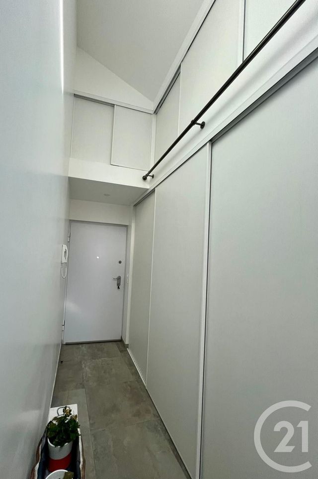 Appartement F2 &agrave; louer - 2 pi&egrave;ces - 60,65 m2 - Claye Souilly - 77 - ILE-DE-FRANCE