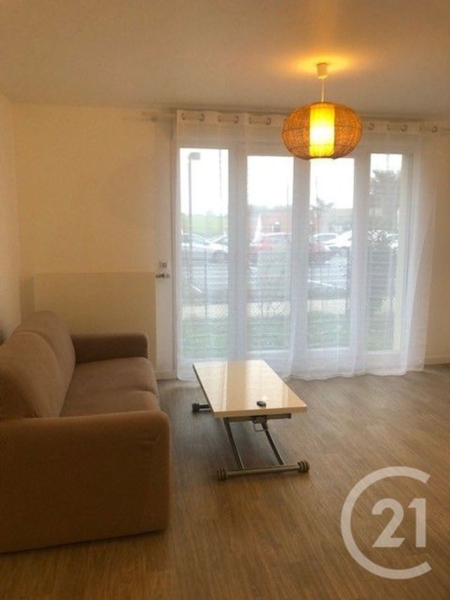 Appartement Studio &agrave; louer - 1 pi&egrave;ce - 26,56 m2 - Moussy Le Vieux - 77 - ILE-DE-FRANCE