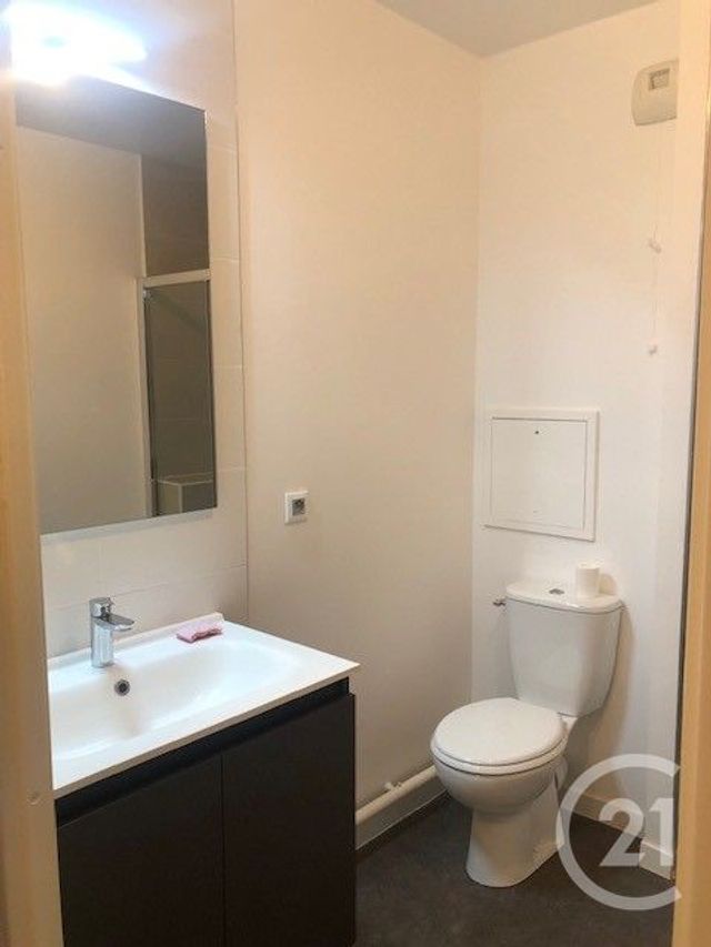 Appartement Studio &agrave; louer - 1 pi&egrave;ce - 26,56 m2 - Moussy Le Vieux - 77 - ILE-DE-FRANCE
