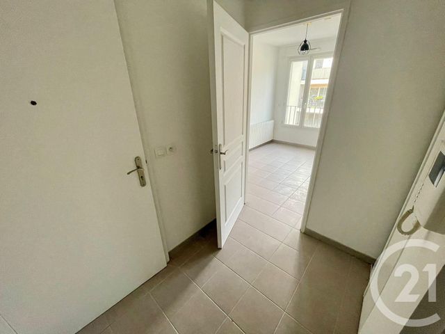 Appartement Studio à vendre - 1 pièce - 27,60 m2 - Dammartin En Goele - 77 - ILE-DE-FRANCE