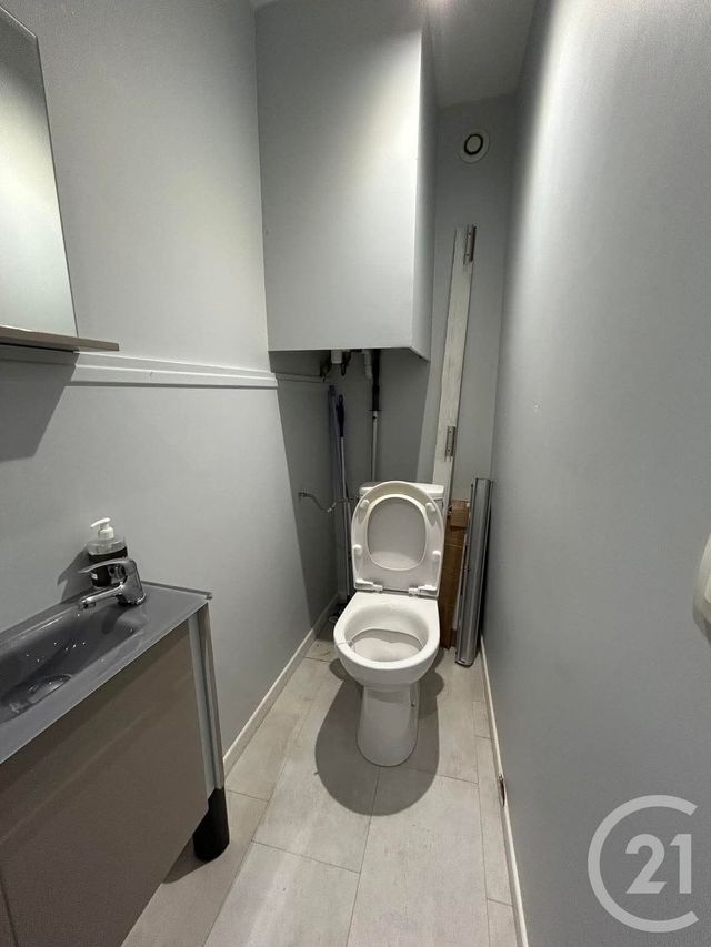 Appartement à louer - 2 pièces - 47 m2 - Dammartin En Goele - 77 - ILE-DE-FRANCE