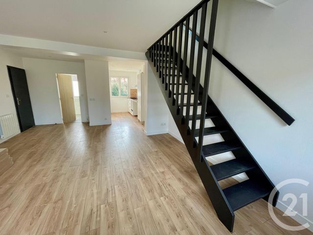 Appartement F3 à vendre - 3 pièces - 62,30 m2 - Dammartin En Goele - 77 - ILE-DE-FRANCE