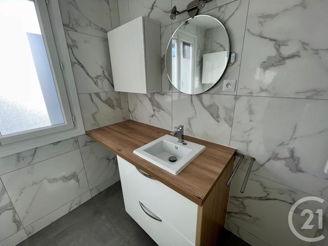 Appartement F3 à vendre - 3 pièces - 62,30 m2 - Dammartin En Goele - 77 - ILE-DE-FRANCE